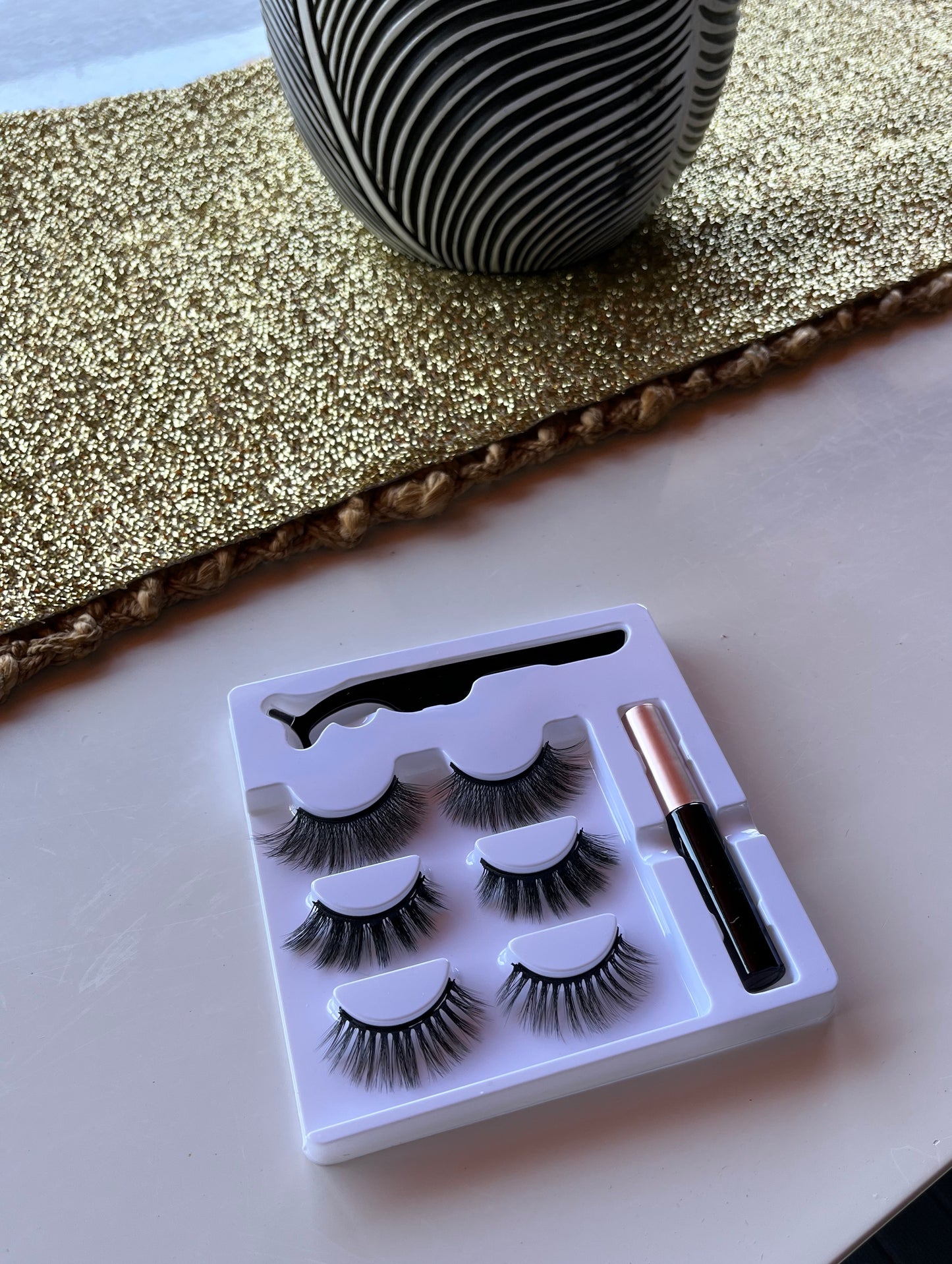 Magnetic False Eyelashes-Magnetic Eyeliner