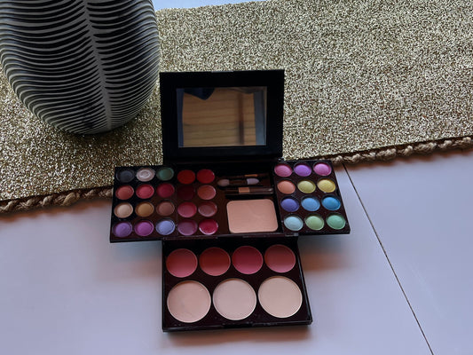 Makeup Set